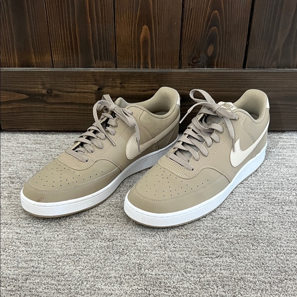 Nike Men's Tan and White Sneakers